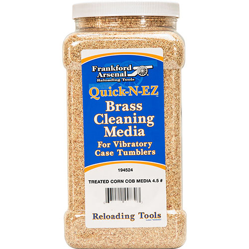 Frankford Arsenal Brass Cleaning Media, behandlad majs, 4,5 lbs i återanvändbar plastbehållare. Effektiv rengöring och polering av mässing med inbyggd polish.