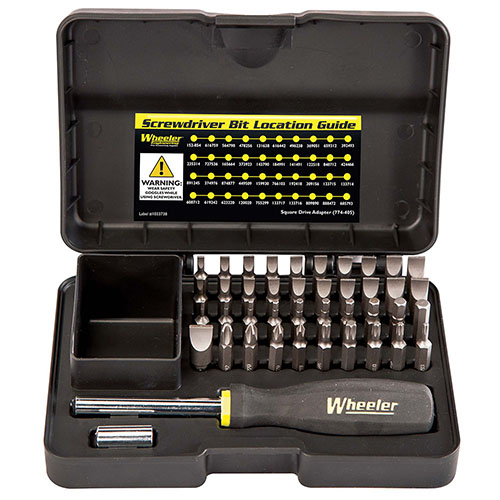 Wheeler Professional Gunsmithing Screwdriver Set erbjuder en komplett lösning med 43 delar, perfekt för att hantera alla skruvar på moderna och antika vapen.
