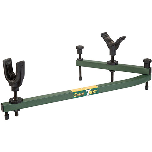 Caldwell 7-Rest™ erbjuder en stabil och justerbar plattform för skytte, med ambidextrös design och skyddande stöd för vapen av alla längder.