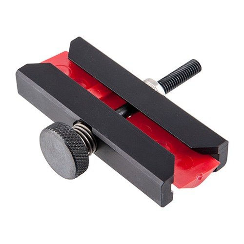 V3 Pic Rail Adapter möjliggör enkel installation av MagnetoSpeed V3 på de flesta pistoler och korta gevär med Picatinny rail, med hållbar konstruktion.