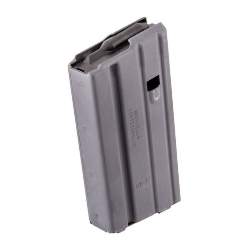 AR-15 20RD MAGAZINE från Brownells erbjuder pålitlighet och hållbarhet med en hårdanodiserad aluminiumkropp, perfekt för alla taktiska situationer.
