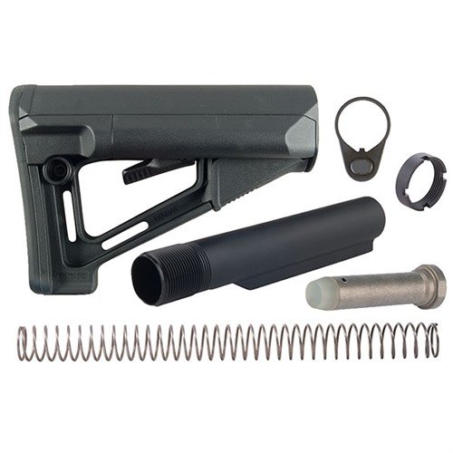 AR-15 STR Buttstock erbjuder komfort med bred kindstöd, vattentåliga batterifack, och en friktionslåsning för stabilitet och säkerhet.