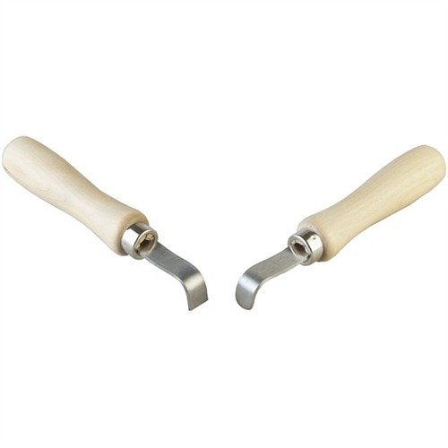 HARD FIT CURL SCRAPERS ger exakt passform med kontroll och precision, utan att skada träet. Perfekt för detaljerad inpassning av vapenkomponenter.