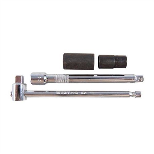 870 BUTTSTOCK BOLT WRENCH från BROWNELLS har en speciell ärm med självcentrerande bit som förhindrar att den glider av eller fastnar mellan kolv och bult.