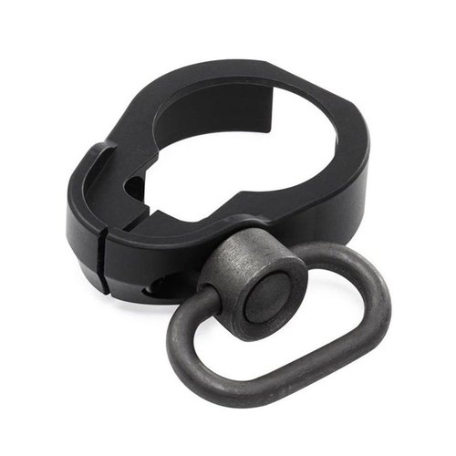 Daniel Defense EZ Carbine Sling Mount är en lätt och hållbar lösning för att snabbt fästa ett ambidextröst QD-fäste på din AR15/M4, tillverkat av 6061 T6 aluminium.