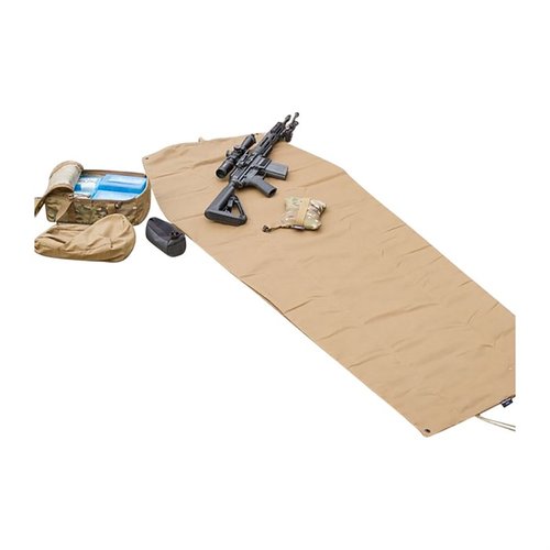Armageddon Gear Ultralight Shooting Mat är lätt och mångsidig, med fickor för tillbehör och komfortabel padding, perfekt för jakt och tävling.