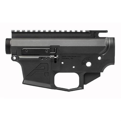 Aero Precision EPC-9 receiver set erbjuder en robust plattform med förstklassig 7075-T6 aluminium, flarad magasinbrunn och lättinstallerade komponenter.