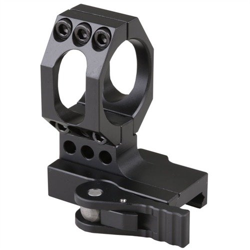 AIMPOINT STANDARD MOUNT erbjuder en snabbkopplingssystem som ger en säker och stabil montering på Picatinny- eller Weaver-skenor, idealisk för Aimpoint-optik.