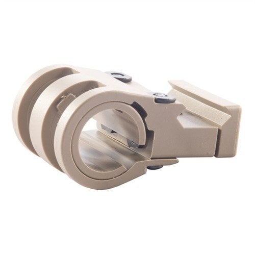 Viking Tactics Light Mount erbjuder en lätt och mångsidig lösning för att montera en ficklampa på Picatinny rail, med enkel åtkomst till aktiveringsknappar.