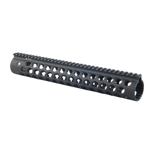 AR-15 ALPHA RAIL handguard erbjuder lättjusterad fri-float design, säker montering, låg vikt och flera tillbehörsmonteringar för optimal prestanda.