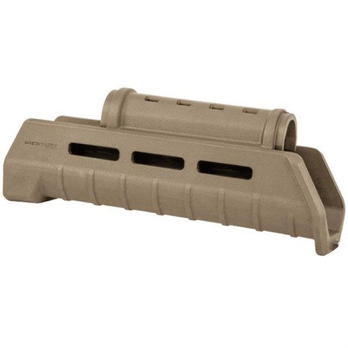 Magpul MOE AK Hand Guard erbjuder en förbättrad greppdel, integrerat värmeskydd, M-LOK monteringsmöjlighet och ersättningsgasrörslock för AK47/74.