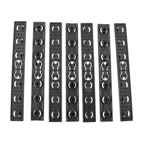 KAC Keymod Flat Panel Kit innehåller sju 5.5" polymerpaneler som ger bättre grepp och skyddar handen från värme, passar alla Keymod handguard.