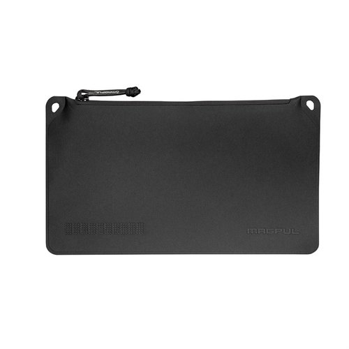 Magpul DAKA Medium Pouch är hållbar och vattentålig med YKK AquaGuard® dragkedja, perfekt för att organisera verktyg och tillbehör i tuffa miljöer.