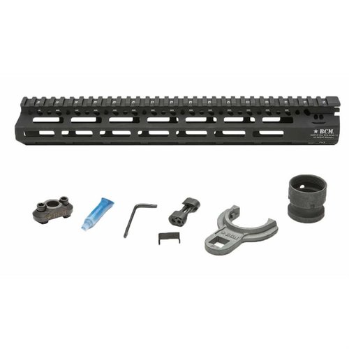 BCM MCMR M-LOK handguard erbjuder ett lätt och hållbart design med fullständig Picatinny och M-LOK fästen för enkel montering av tillbehör.