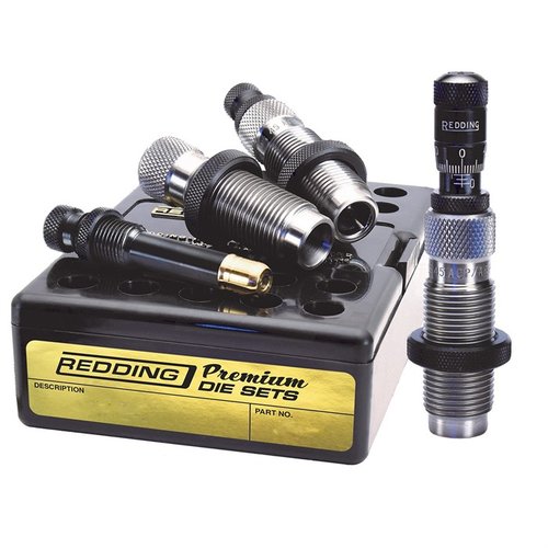 Redding Premium Handgun Die Set erbjuder en Titanium Carbide-sizing die, TiN-belagd expander för minskad brassuppbyggnad och exakt bullet seating med micrometer.