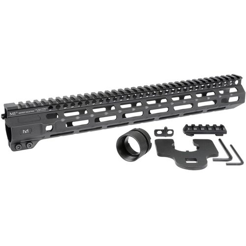 Midwest Industries Combat M-LOK handguard för AR-15 erbjuder en lätt aluminiumdesign med sju M-LOK-fästen och en kontinuerlig Picatinny rail för enkel anpassning.