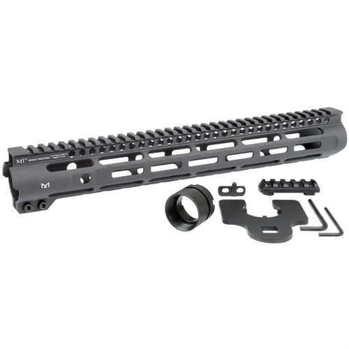Midwest Industries SLH Slim Line Handguards erbjuder tre sidor av M-LOK, en MIL-STD 1913 Picatinny-topprail och en super slim design för optimal prestanda.