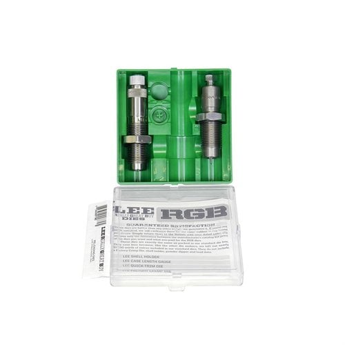 Lee RGB 2-die set för .223 Remington innehåller en Full Length Sizer Die och en Easy Adjust Dead Length Bullet Seating Die för enkel och exakt ammunitionstillverkning.