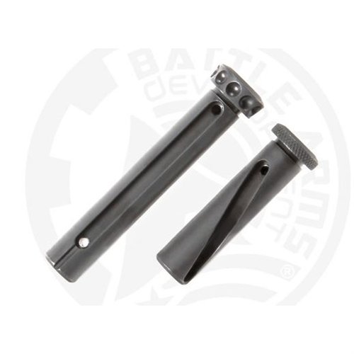 Battle Arms Development AR308 Enhanced Pin Set erbjuder förbättrad greppytor, låg profil, ambidextrous säkerhetskompatibilitet och förlängda pin-tips för enklare användning.