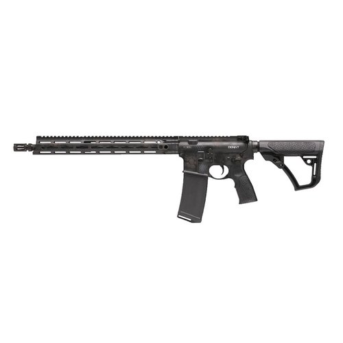 DDM4 V7 med M-LOK®-system, 16" kolv och förbättrad Flash Suppressor för minskad bländning, erbjuder pålitlig cykling och modulär design för optimala tillbehör.