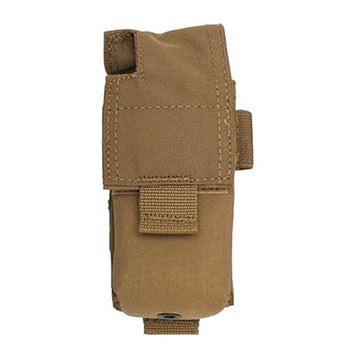 TYR Tactical 4000/5000 Series MOLLE Carry Case skyddar din Kestrel med slitstark 500-Denier cordura nylon och 200-Denier Kevlar, perfekt för fältbruk.
