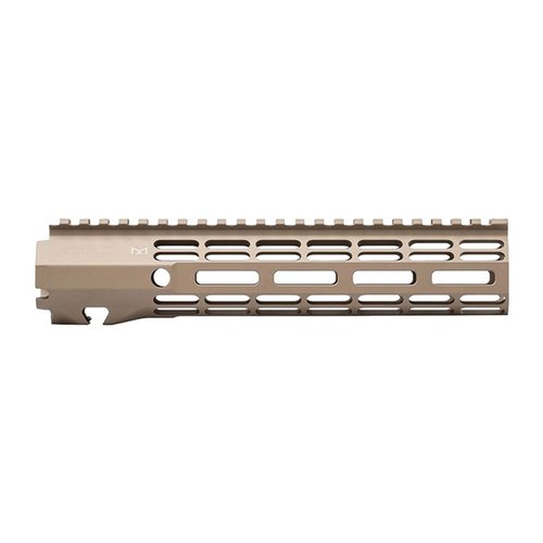 ATLAS R-ONE M-LOK handguards är lätta, hållbara och designade för att passa mil-spec AR-15. Med ATLAS fästsystem och picatinny rail för optimal funktionalitet.