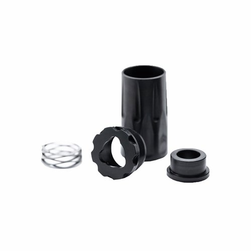 Med 9MM 3-LUG BLAST CAN från ANGSTADT ARMS dirigeras tryckvågor bort från skytten, och den är kompatibel med alla 9MM 3-lug fästen för snabb avmontering.