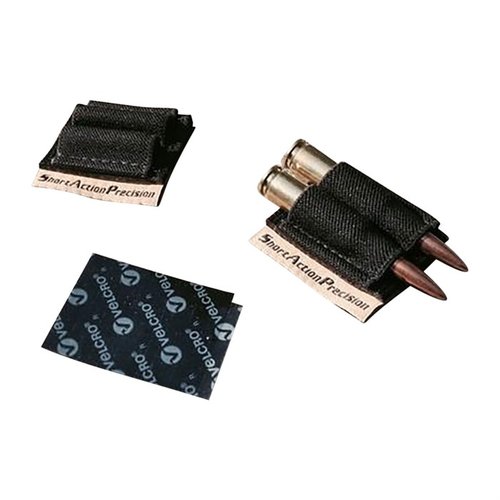 .308 och .223 hållare för extra två patroner, fästs med Velcro nära utdragsporten, perfekt för snabba skott och enkel åtkomst.