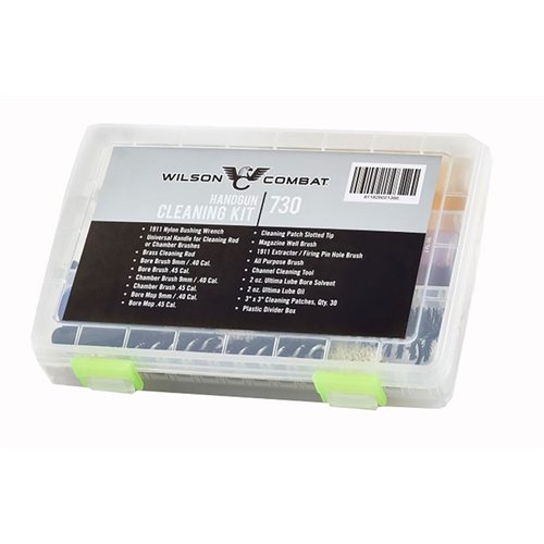 Wilson Combat Handgun Cleaning Kit erbjuder allt du behöver för att rengöra din pistol effektivt, inklusive specialverktyg och kvalitetsprodukter för optimal prestanda.