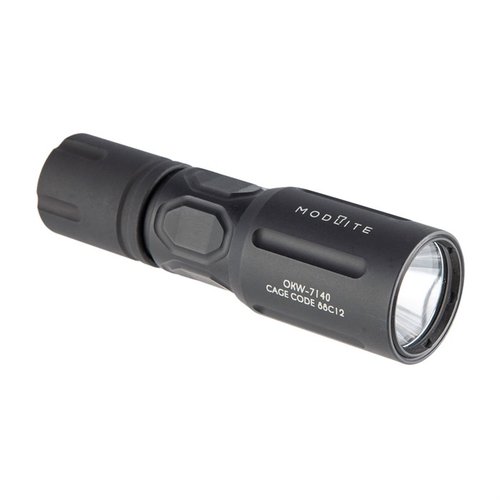 OKW HANDHELD FLASHLIGHT erbjuder 680 lumen, 400% längre kast än M600DF, hållbar konstruktion, livstidsgaranti och 35 minuters driftstid med KeepPower 18350.