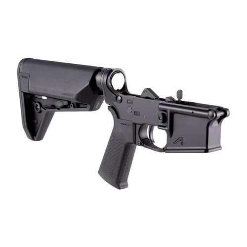 Aero Precision AR-15 komplett underreceiver erbjuder hög kvalitet med MOE SL® Grip och MOE SL-S® Carbine Stock, perfekt för din anpassade AR-15 bygg.