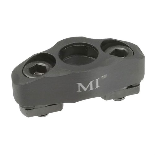 MIDWEST INDUSTRIES QD Sling Adaptor för push button QD sling swivels, med anti-rotation för att förhindra snurrande. Inkluderar fäste, tillverkad i USA.