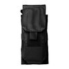 Blackhawk AR-15 2-Mag Pouch rymmer två 30-runda magasin i ett utrymme, tillverkat av 500 denier nylon med skydd mot smuts och vatten.