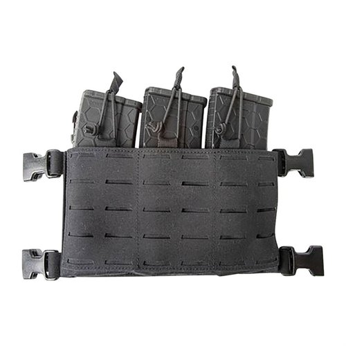 Foundation Series Kangaroo MOLLE Placard är lätt och slitstark, med justerbar shock cord och 5.56 triple magazine insert för säker förvaring av magasin.