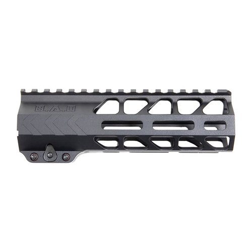 WORKHORSE® M-LOK® handguard är lätt, strömlinjeformad och kompatibel med MIL-SPEC, med flera längder och M-LOK® fästen för optimal funktion.