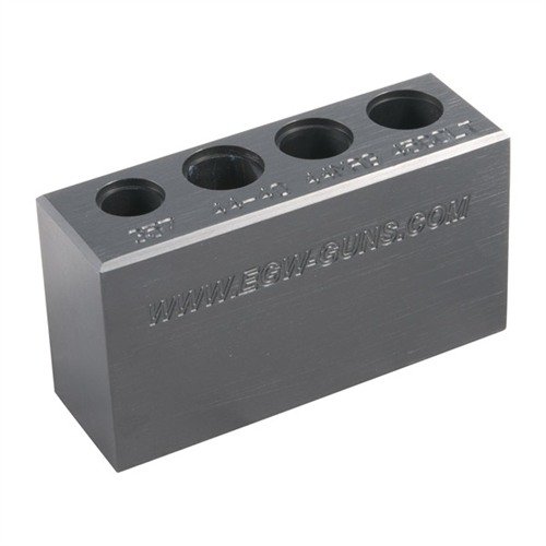 Kontrollera din ammunition med COWBOY CHAMBER CHECKER för .357 Magnum, .44-40, .44 Magnum och .45 Colt. Undvik problem som kan kosta dig matchen.