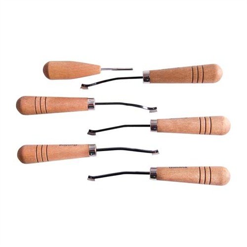 CAMP PERRY CHECKERING SET erbjuder allt du behöver för att utföra checkering, från layout till färdigställande, med hållbara verktyg och tydliga instruktioner.