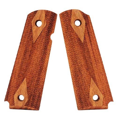 HOGUE GONCALO CHECKER COLT 1911 PANELS erbjuder ett utmärkt grepp och hållbarhet, perfekt för att förbättra din 1911 AUTO:s prestanda och komfort.