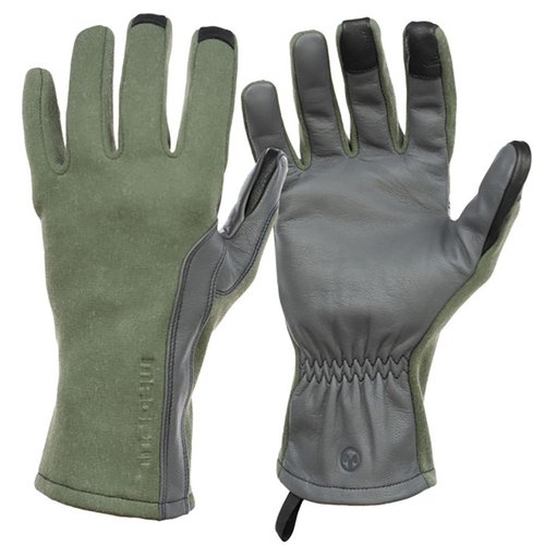 MAGPUL Flight Glove 2.0 erbjuder en perfekt passform, flash-resistans, touchscreen-funktion och en hållbar getskinnshandflata för optimal känsla och skydd.
