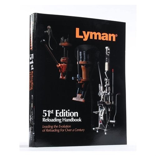 Lyman 51:a upplagan av Reloading Handbook erbjuder omfattande data om nya patroner, kulor och pulver, samt tips för progressiva pressar i fullfärg.