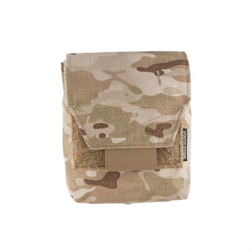 JSTA Pouch är en kompakt lösning för MOLLE-system med två staplade fack, perfekt för magasin och GP-fack, vilket minskar snagghazard.