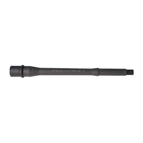 Premium AR-15 lättviktspipa med 223 Wylde, hard chrome insida, 1-8 twist och .625 gasblock för optimal prestanda och hållbarhet.