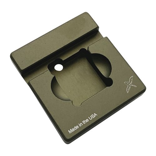 GPT är ett stabilt verktyg i 6061 aluminium för enkel installation och borttagning av gasrörsrollpinnen på AR15/M16, med en praktisk design och tydlig grön färg.