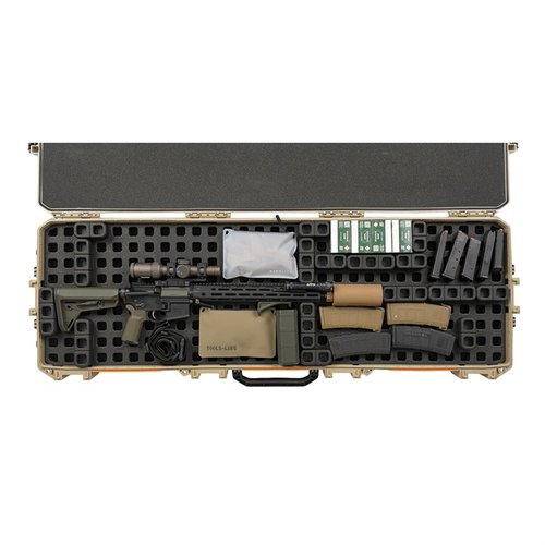 DAKA GRID Organizer erbjuder anpassningsbar säkerhet för ditt gear i Pelican V800, med stark EPP-konstruktion som motstår vätskor och stötar.