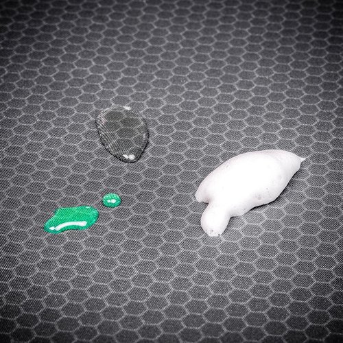 Upptäck MASTER ARMORER'S MAT 🛠️ för effektivt vapenbygge! Skydda delar och organisera med stil. Perfekt för alla dina projekt!