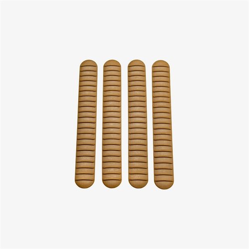 M-LOK® Rail Covers ger ett lågt profilskydd som passar de flesta rails och handguards, med bra grepp och värmebeständighet. Säljs i paket om 4.