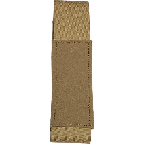 Tourniquet Pouch i coyote brown rymmer en CAT-stil tourniquet, har elastiska sidor och justerbar flap med hög synlighet, fästs enkelt med MALICE CLIP®.