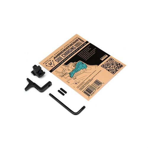 Strike Industries Ambidextrous Side Charging Handle för SIG SAUER P320 möjliggör enkel installation på vänster eller höger sida, utan permanent modifiering av vapnet.