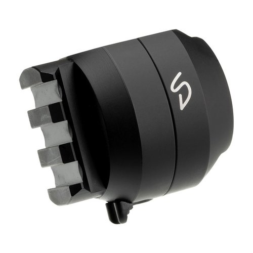 RAB-AD Mini gör din vapens längd kompakt för enkel transport, har snabbfäste för buttstock och är tillverkad av robust 7075 aluminium för maximal hållbarhet.