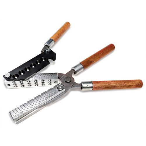 Den precisionstillverkade BUCKSHOT BULLET MOLD från LEE PRECISION skapar 18 sammanlänkade pellets per gjutning med en diameter på .300